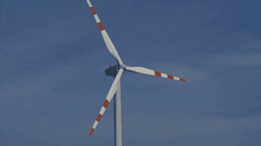 Wind turbine blades jump to a different angle when a partial rotation restarts